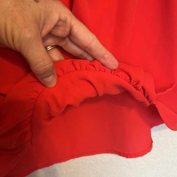 Vici orange red flutter sleeve faux wrap button blouse size S. EUC - Picture 6 of 9